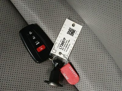 2024 Toyota CAMRY XLE