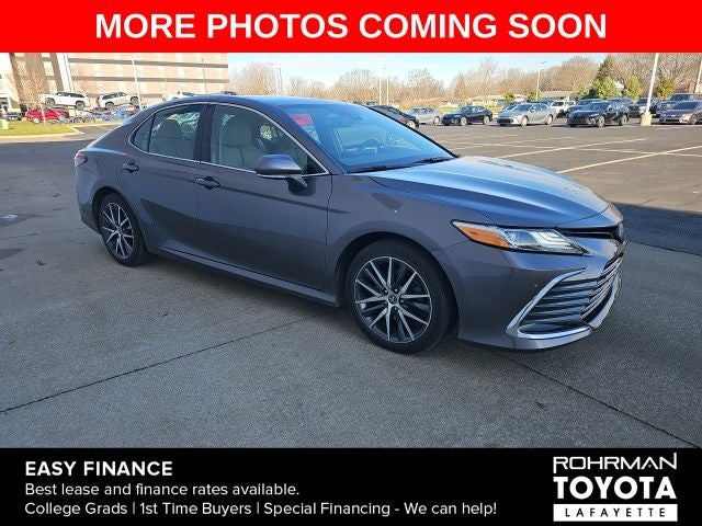 2023 Toyota Camry Hybrid XLE