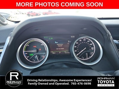 2023 Toyota Camry Hybrid XLE