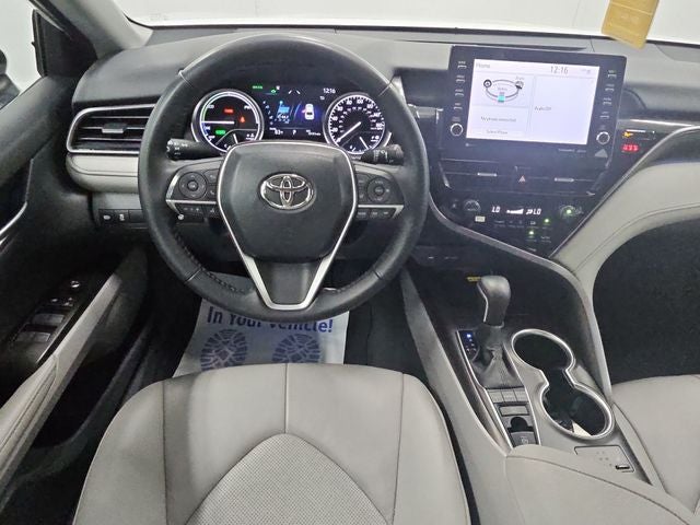 2023 Toyota Camry Hybrid XLE