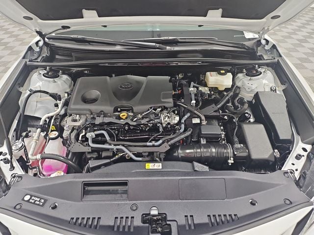 2023 Toyota Camry Hybrid XLE