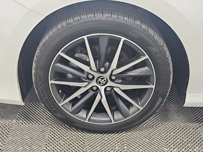2023 Toyota Camry Hybrid XLE