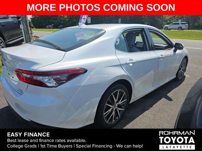2023 Toyota Camry Hybrid XLE