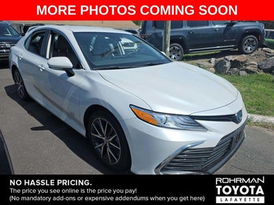 2023 Toyota Camry Hybrid XLE