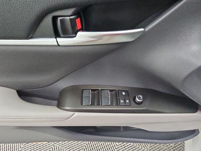 2023 Toyota Camry Hybrid XLE