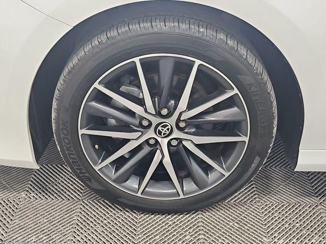 2023 Toyota Camry Hybrid XLE
