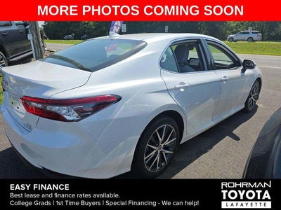 2023 Toyota Camry Hybrid XLE