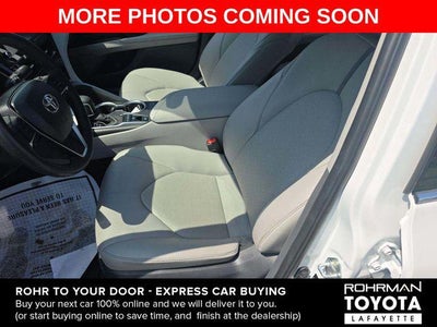 2023 Toyota Camry Hybrid XLE