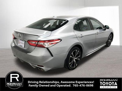 2020 Toyota CAMRY SE