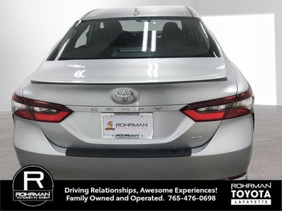 2024 Toyota CAMRY SE
