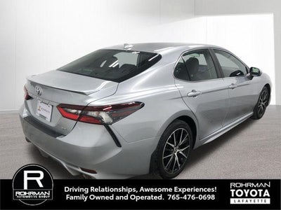 2024 Toyota CAMRY SE
