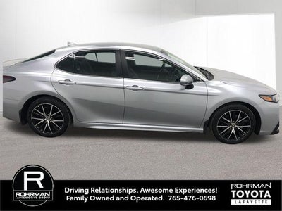 2024 Toyota CAMRY SE