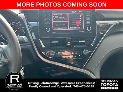2023 Toyota Camry SE