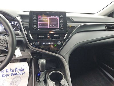 2024 Toyota CAMRY SE