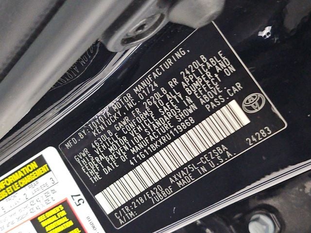 2024 Toyota CAMRY SE