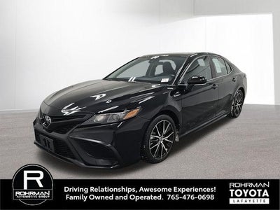 2024 Toyota CAMRY SE