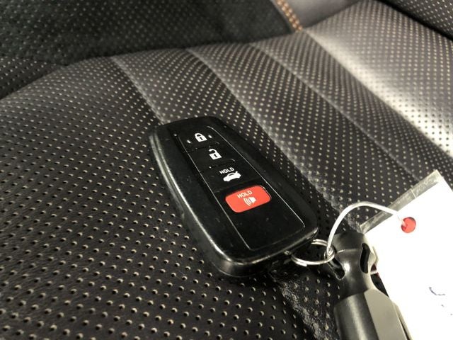 2020 Toyota AVALON Touring