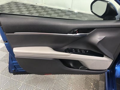 2020 Toyota CAMRY HYBRID SE