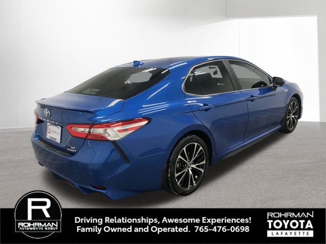 2020 Toyota CAMRY HYBRID SE