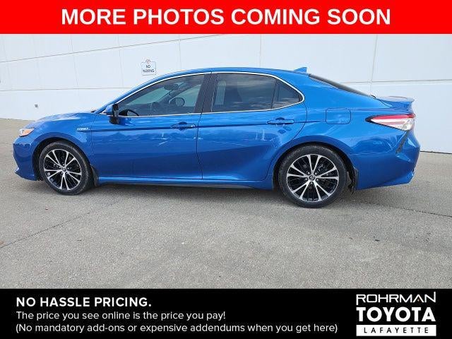 2020 Toyota CAMRY HYBRID SE
