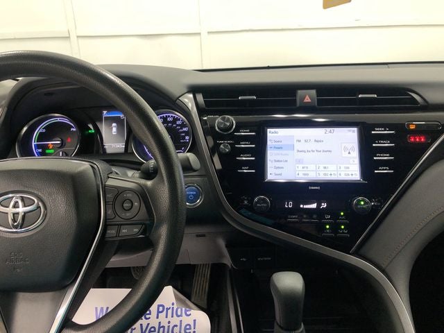 2020 Toyota Camry Hybrid LE