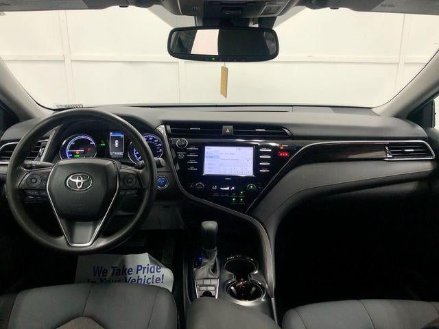 2020 Toyota Camry Hybrid LE
