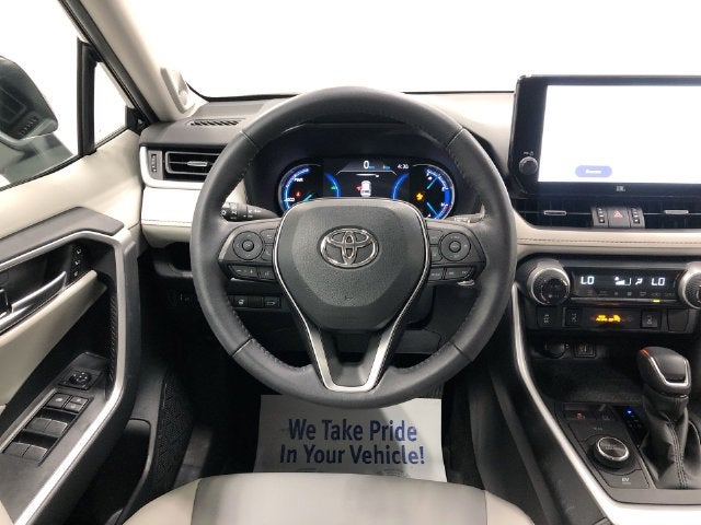 2023 Toyota RAV4 Hybrid XLE Premium