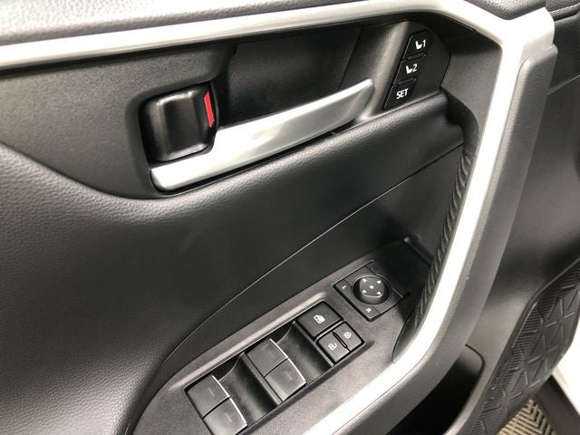 2023 Toyota RAV4 HYBRID Limited