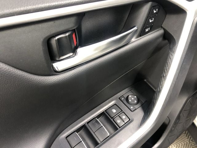 2022 Toyota RAV4 HYBRID Limited