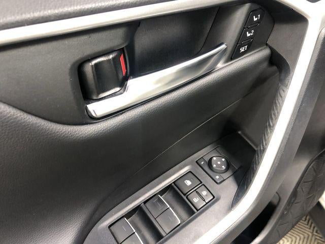 2022 Toyota RAV4 HYBRID Limited