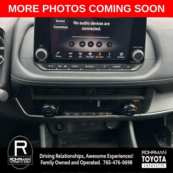 2026 Nissan Rogue SV