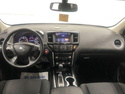 2020 Nissan Pathfinder SV