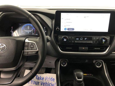 2024 Toyota GRAND HIGHLANDER XLE