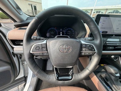 2025 Toyota Grand Highlander Platinum