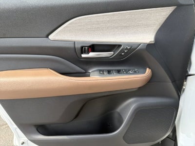 2025 Toyota Grand Highlander Platinum
