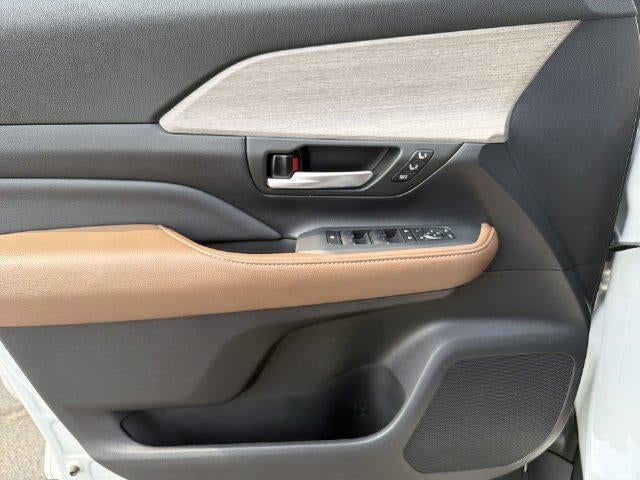 2025 Toyota Grand Highlander Platinum