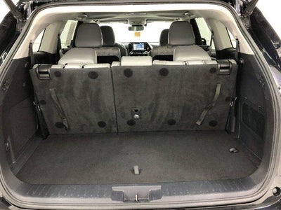 2022 Toyota Highlander Hybrid Bronze Edition