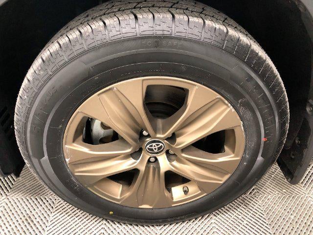 2022 Toyota Highlander Hybrid Bronze Edition