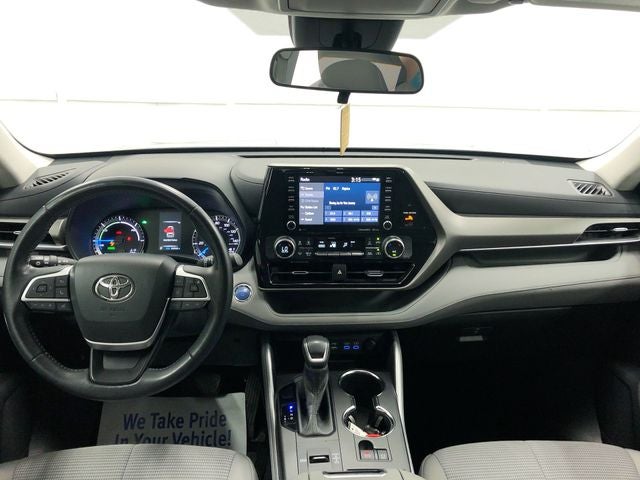 2022 Toyota Highlander Hybrid LE