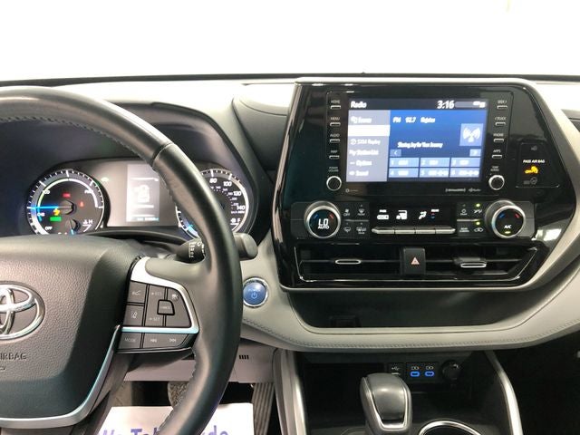2022 Toyota Highlander Hybrid LE