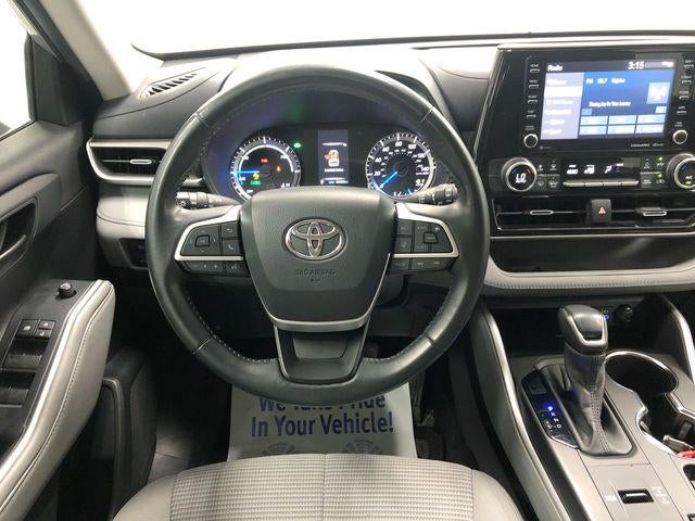 2022 Toyota Highlander Hybrid LE