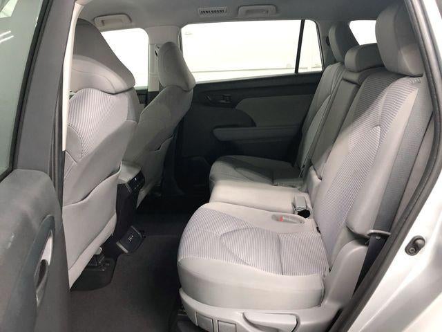 2022 Toyota Highlander Hybrid LE
