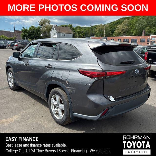 2022 Toyota Highlander Hybrid LE