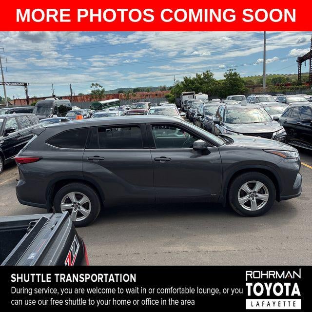 2022 Toyota Highlander Hybrid LE