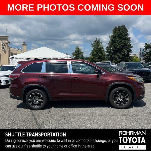 2015 Toyota HIGHLANDER LE V6