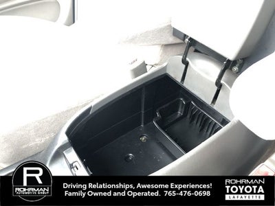 2002 Toyota SEQUOIA SR5 SR5