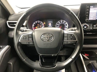 2020 Toyota Highlander LE