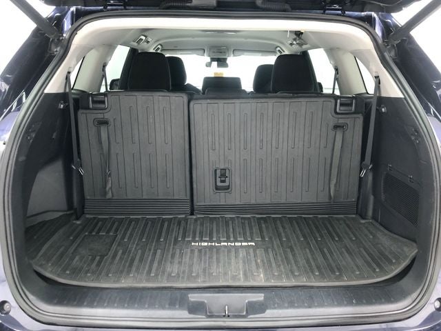 2020 Toyota Highlander LE