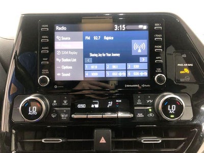 2020 Toyota Highlander LE