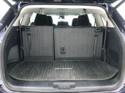 2020 Toyota Highlander LE